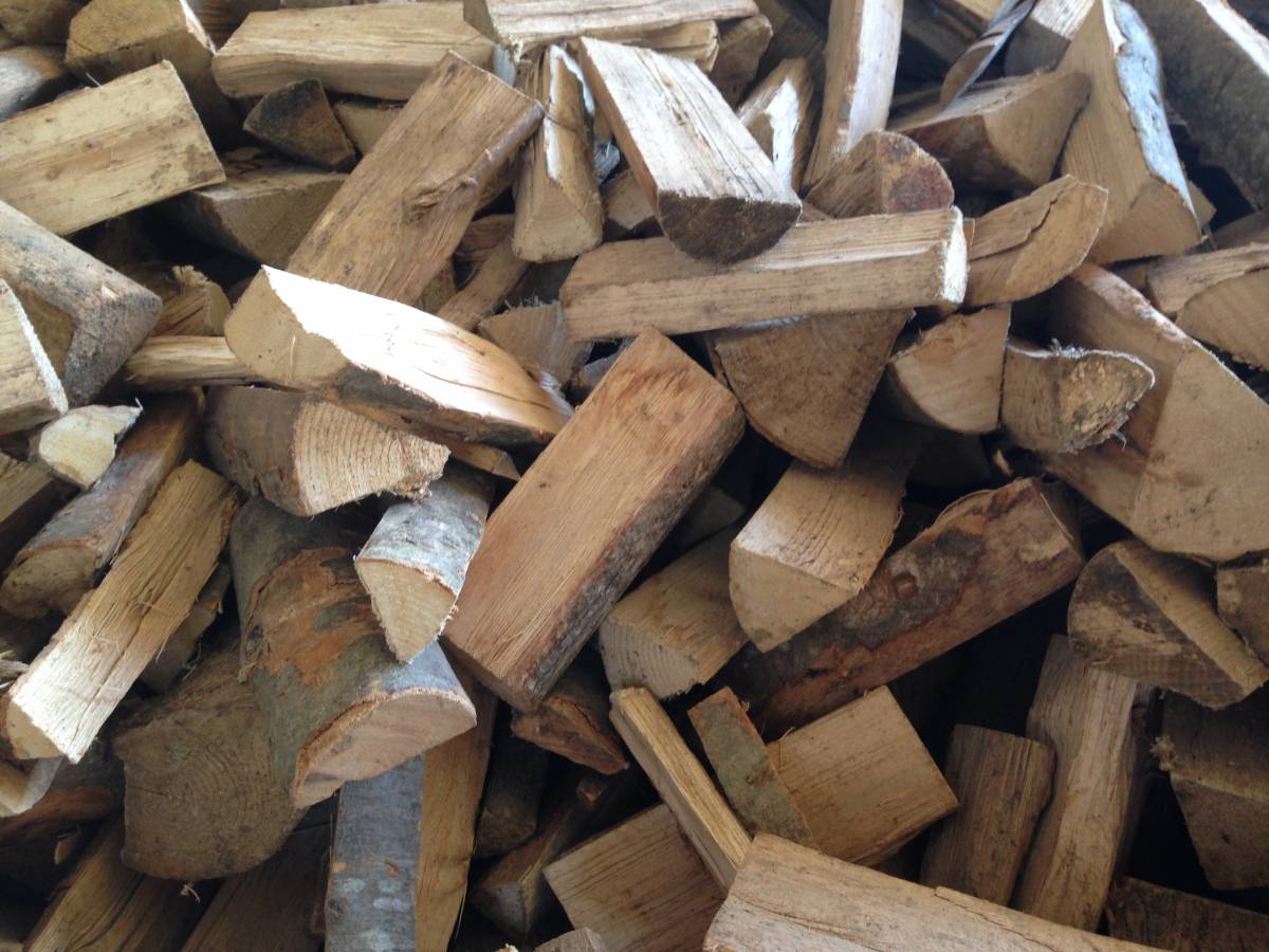 Livraison bois de chauffage 25cm - Vente bois de chauffage et